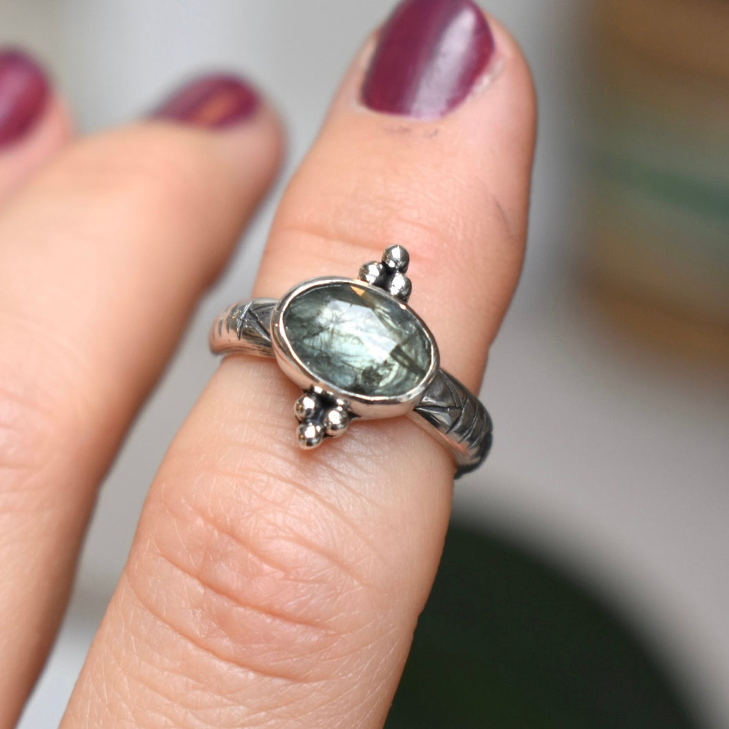 Chunky Green Sapphire Ring  ✦ UK Size M ✦